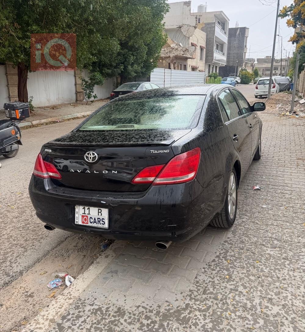 تويوتا أفالون